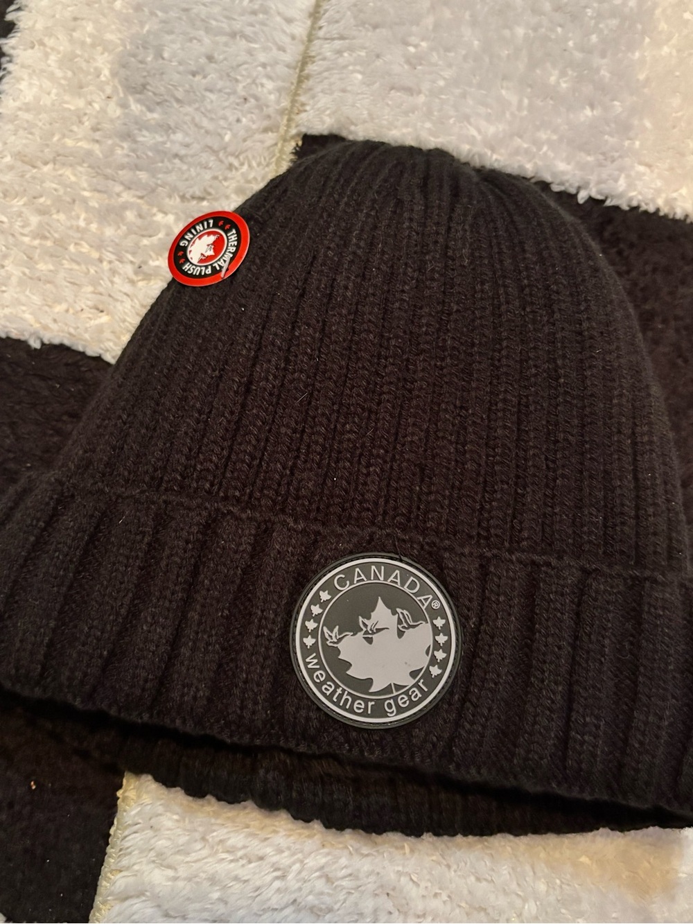 Canada Weather Gear Black Ribbed Knit Beanie